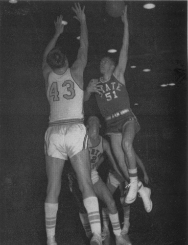 Dan Wherry Basketball action